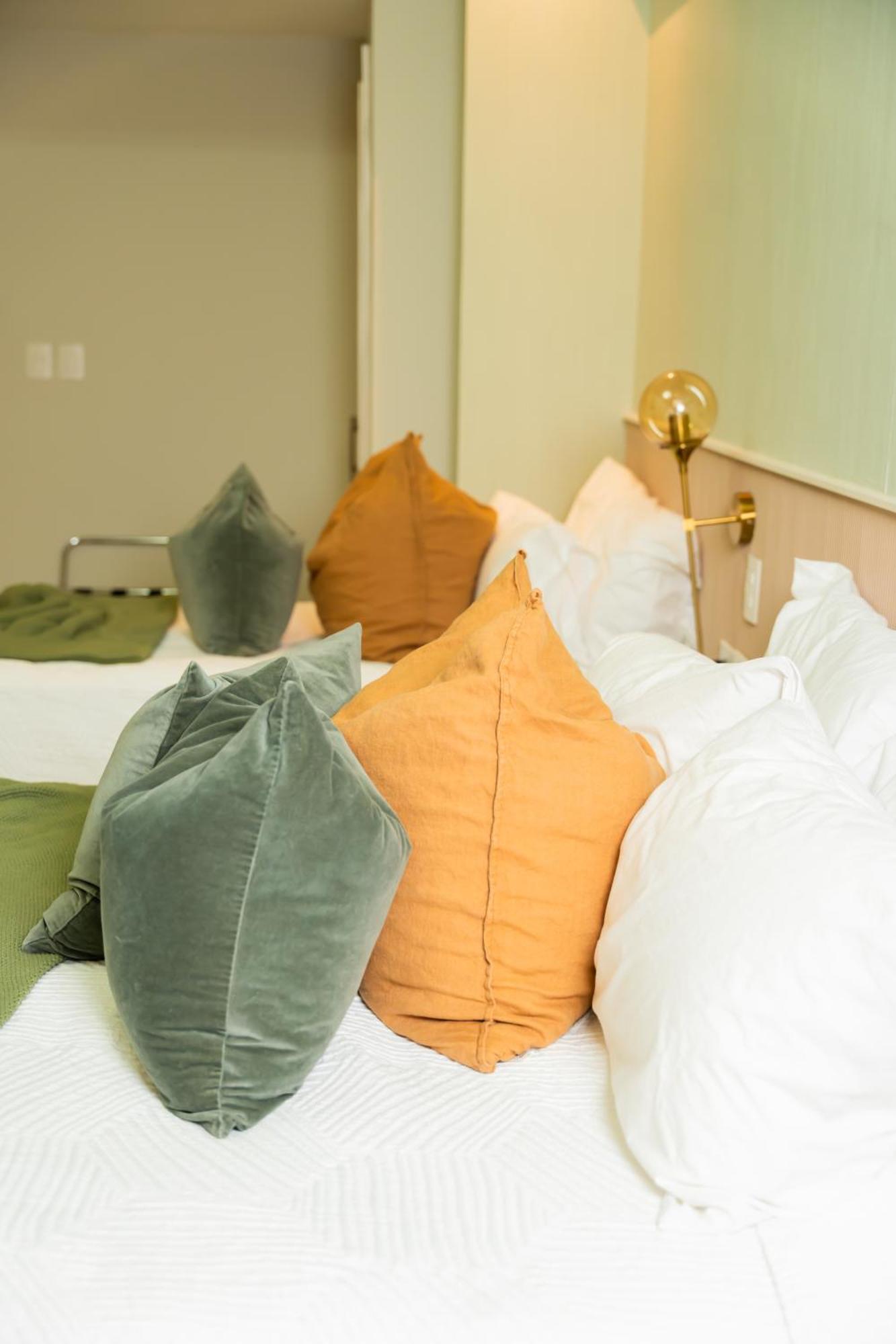 Hotel Stay Here Suites Santo Domingo Exteriör bild
