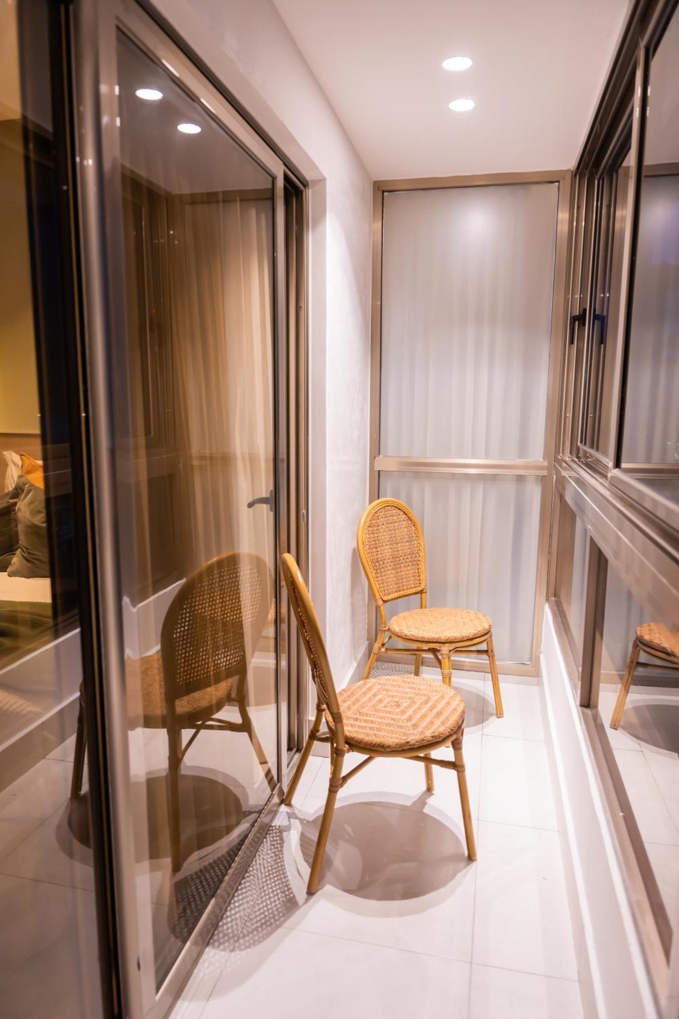 Hotel Stay Here Suites Santo Domingo Exteriör bild
