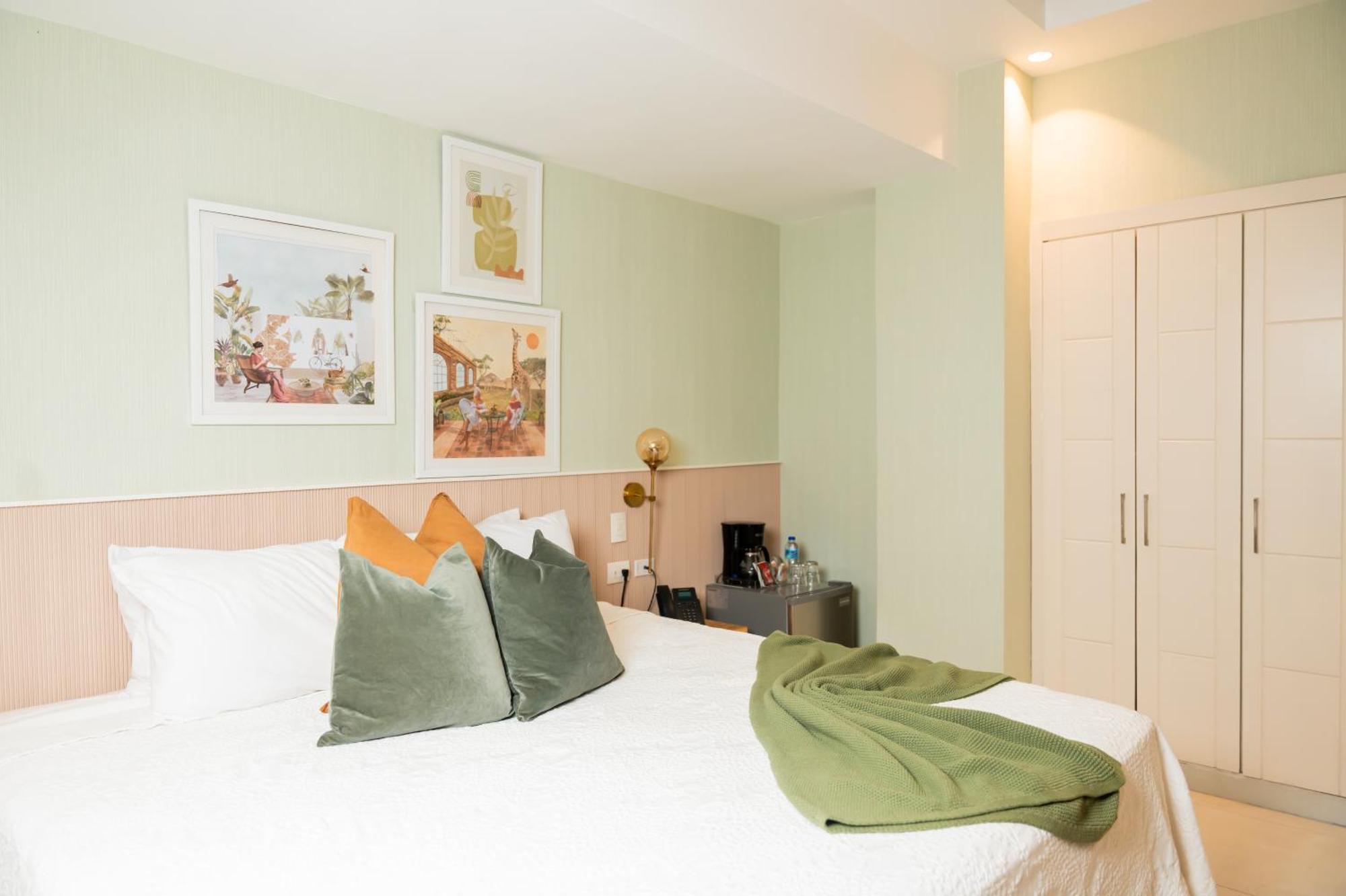 Hotel Stay Here Suites Santo Domingo Exteriör bild