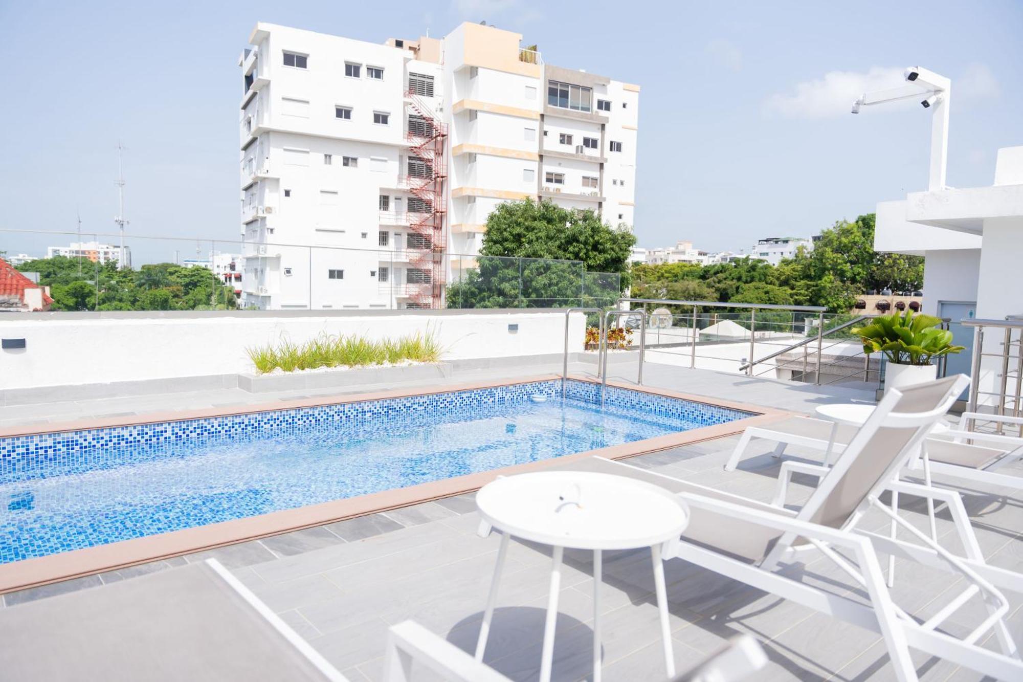 Hotel Stay Here Suites Santo Domingo Exteriör bild