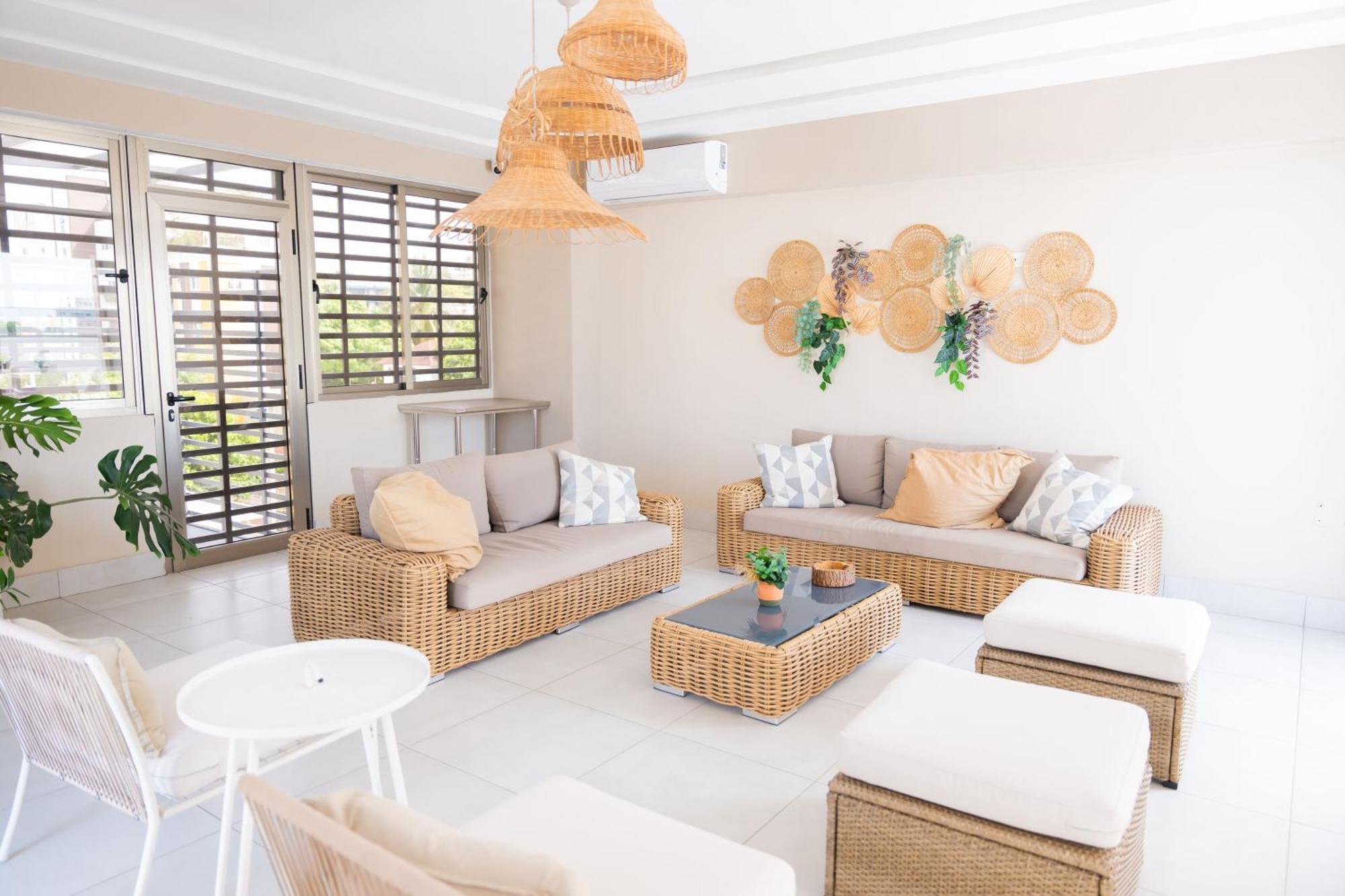 Hotel Stay Here Suites Santo Domingo Exteriör bild
